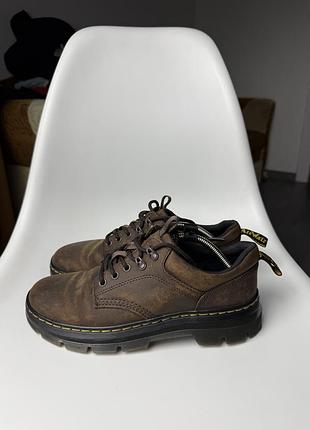Шкіряні туфлі dr. martens reeder