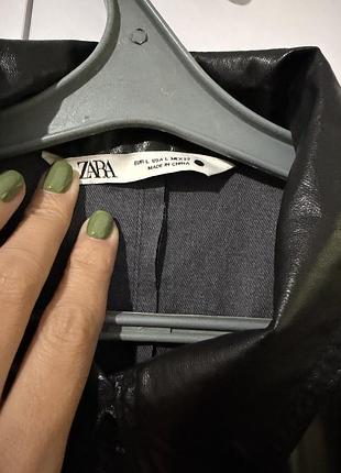 Кожаное платье легкий плащ zara 5