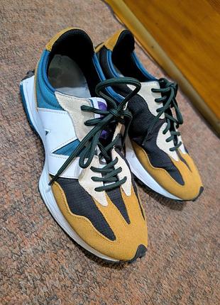 Кросівки чоловічі new balance 327, size 43(28 см.на ногу 27-27,5), стан чудовий, устілки не рідні, все ціле. оригінал. демісезонна можь, ripstop+ замш