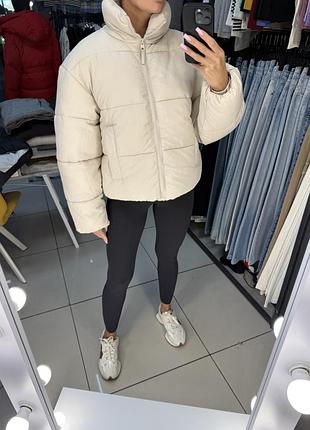 Молочна дута куртка fbsister.