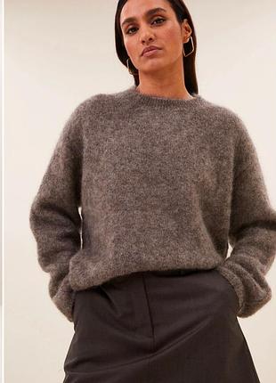 Свитер коричневый , мохер 70% , zara