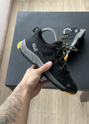 Кросівки jack wolfskin
