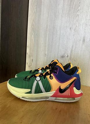 Nike lebron witness 7 dm1123-501 - баскетбольные кроссовки