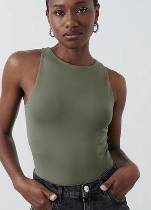 Базове боді zara в кольорі хакі (олива), розмір l