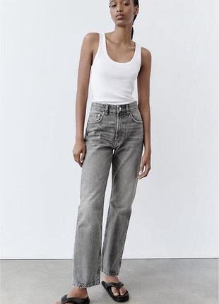 Прямые джинсы с высокой посадкой straight fit high rise zara