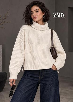 Новий молочний светр оверсйз з коміром zara s