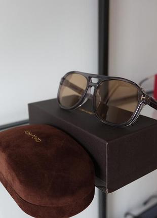 Сонцезахисні окуляри tom ford