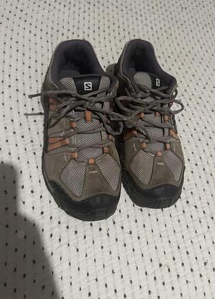 Кросівки трекінгові salomon 39