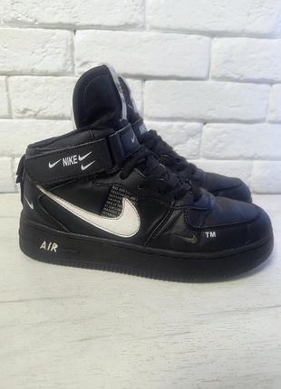 Кросівки утепленні хайтопи nike air 37р
 устілка 23.5