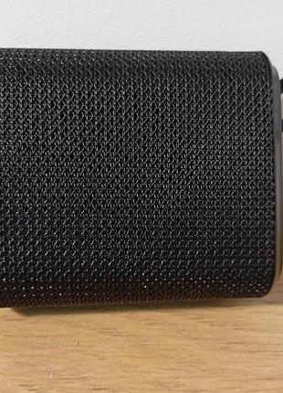 Компактна портативна бездротова bluetooth-колонка