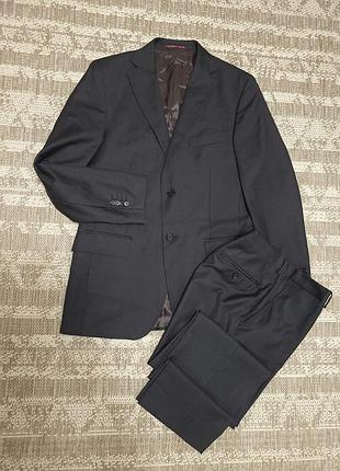 Класичний чоловічий костюм-двійка massimo dutti (оригінал)