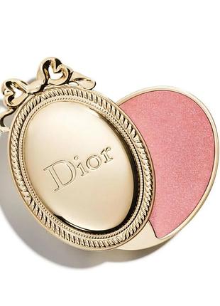 Бальзам для губ christian dior médaillon 24-hour hydrating glitter finish