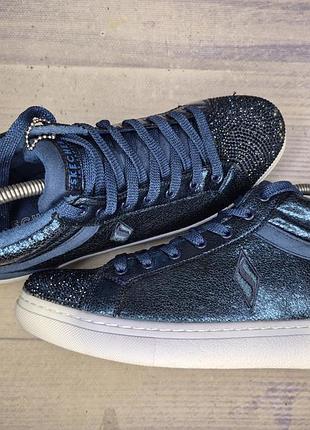 Кроссовки skechers