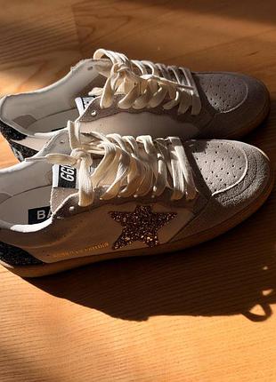 Неймовірні кеди ( нові ) в люкс якості golden goose  натуральна шкіра та замш   ціна - 3500 грн  розмір 24 см - 37 р