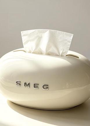 Стильна вишукана серветниця smeg