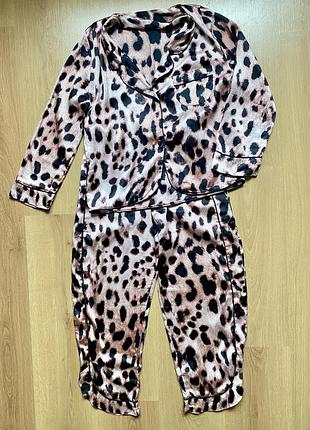 Жіноча атласна піжама кофта і штани розмір xs dancing leopard