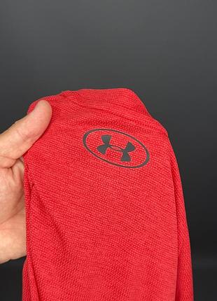 Футболка under armour 4