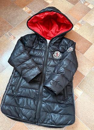 Пуховик для дівчинки moncler чорний, розмір 98-104