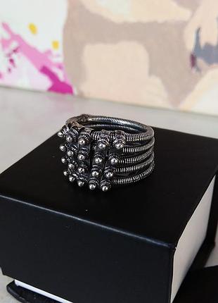 Серебряное широкое кольцо с фактурным дизайном