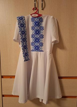 Красивое платье вышиванка