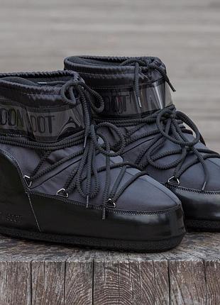 Moon boot  black glow 3