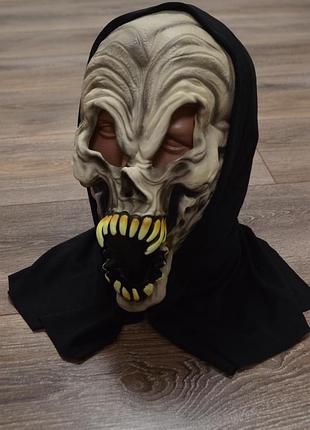 Силіконова маска на halloween