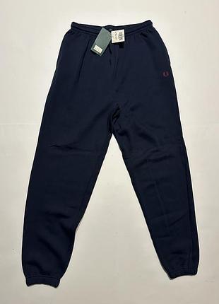 Спортивные утепленные джоггеры fred perry jogger pants navy