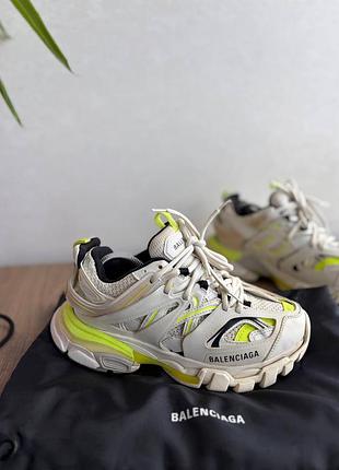 Жіночі оригінальні кросівки balenciaga track sneaker 'white fluo yellow'