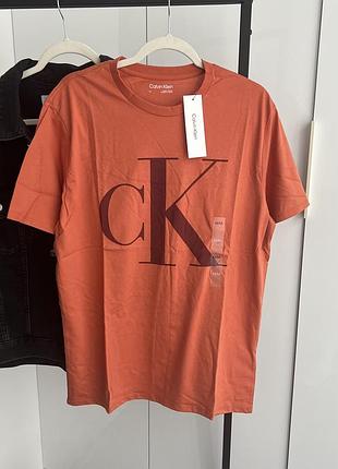 Чоловіча футболка calvin klein