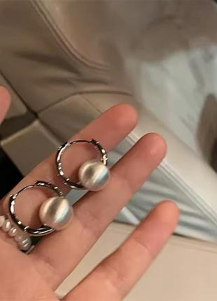 Серьги из нержавеющей стали с перламутровыми бусинами