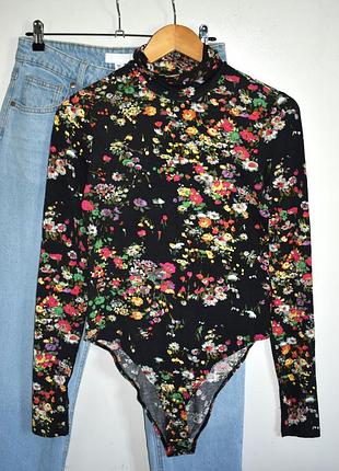 H&m в наявності красивий квітчастий боді з модалу