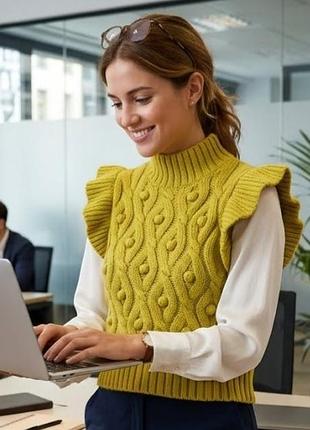 Вязаная жилетка женская zara, горчичного цвета, s