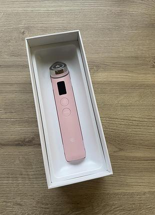 Косметологічний прилад medicube age-r booster pro