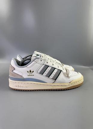 Кросівки adidas 6