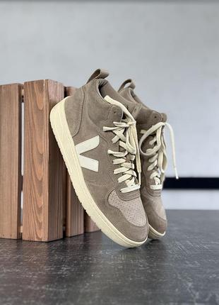 Кросівки veja