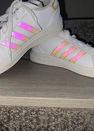 Кросівки adidas для дівчинки 3