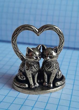 Закохані котики 2