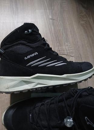 Черевики жіночі lowa callisto gtx mid чорні, довжина устілки 25 см