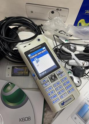 Sony ericsson k608i — повний комплект. все працює
