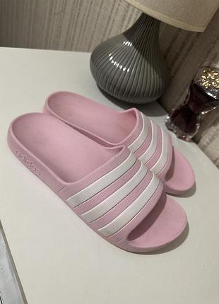 Шльопанці 🩴 на дівчинку adidas оплата на картку