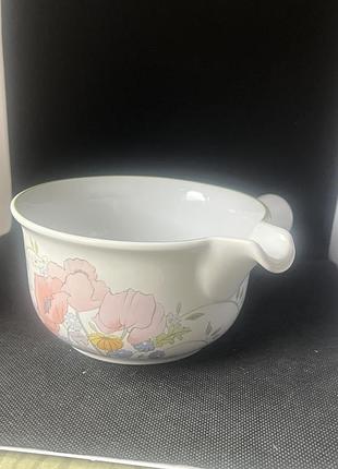 Невеличкий ківш з колекції sherborne британської марки poole pottery (англія), виготовлений з квітковим малюнком