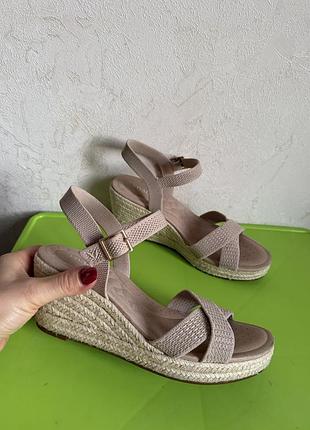 Жіночі босоніжки на танкетці vivaia sally pro (оригінал) 40.5 розмір