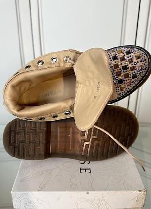 Черевики зі стразами, р.38 9