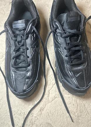 Кросівки жіночі nike wmns initiator 25.5p торг можливий