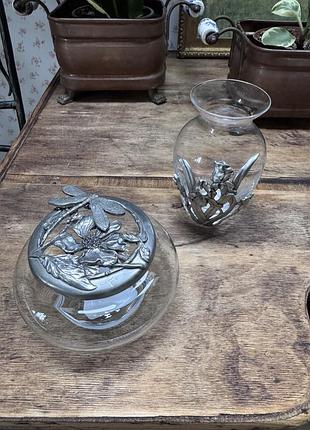 Колекційний вінтажний набір
seagull pewter (канада) - ваза та роузбол/
баночка для потпурі.

продам вишуканий комплект предметів