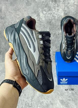 Кросівки чоловічі adidas yeezy boost 700 v2 dark grey brown reflective