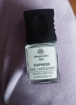 Лак для нігтів alessandro spa express nail hardener
