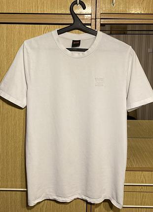 Футболка hugo boss.оригинал.