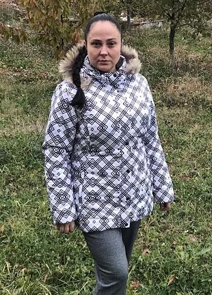 Куртка жіноча