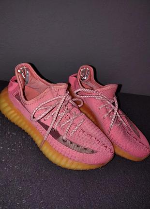 Кросівки жіночі adidas рожеві, розмір 37